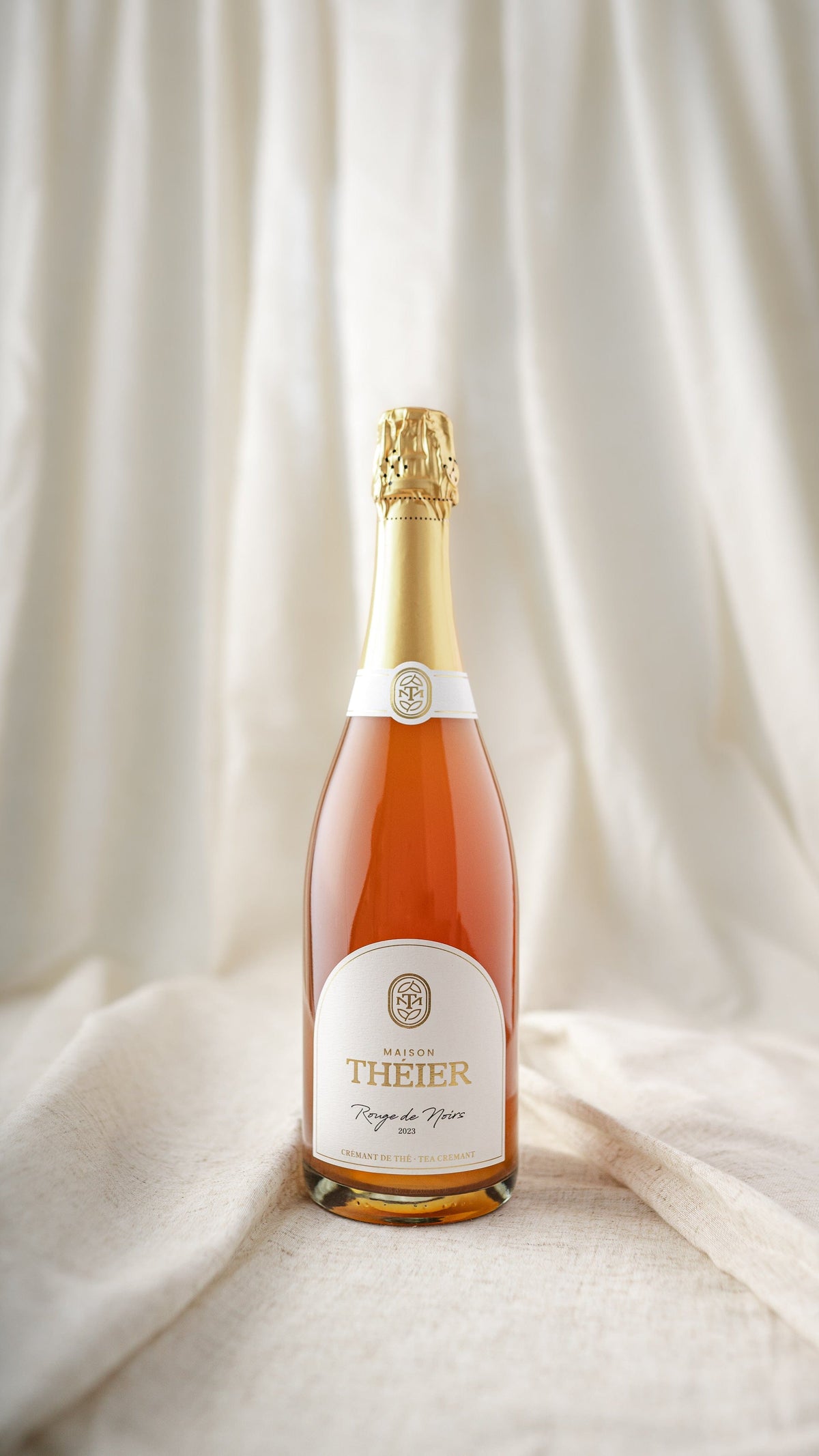 Code Rouge Cremant Rouge de noirs 2023 - Crémant de thé sans alcool de Maison Théier